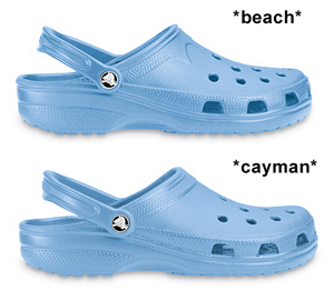 crocs caymanとbeach